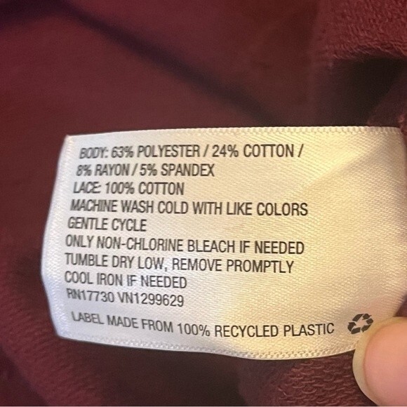 NWT Knox Rose Antique Berry Red Lace Detail Sweatshirt Size Small - Picture 6 of 10